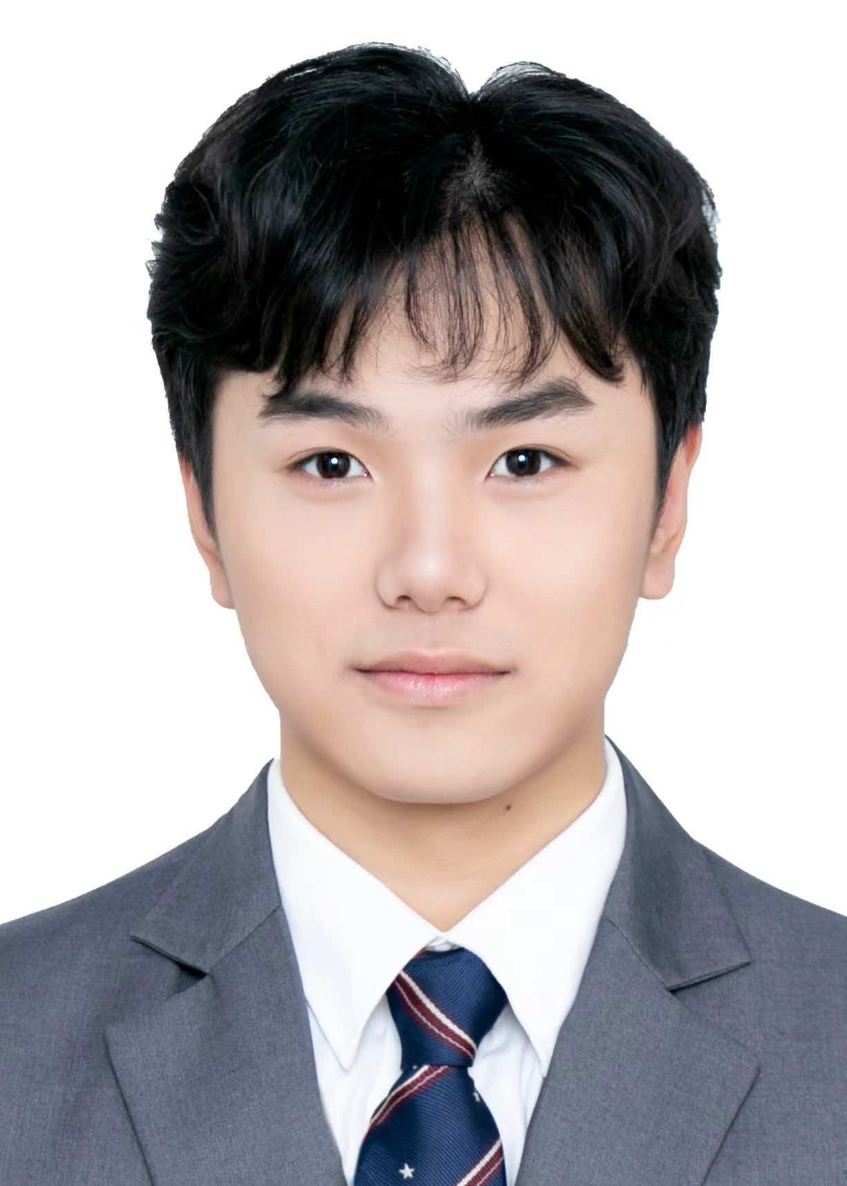 杨晓文证件照